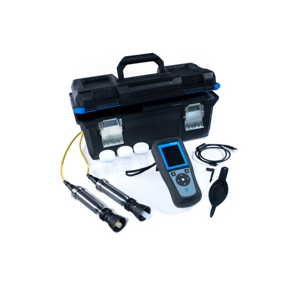 HQ2200 Portable Multi-Meter with Rugged Field Gel pH and Conductivity Electrodes, 5 m Cables